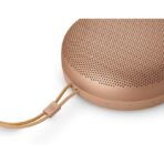 Altavoz portátil Bang & Olufsen Beosound A1 3ª Gen Bluetooth 24 h Dorado - Imagen 3